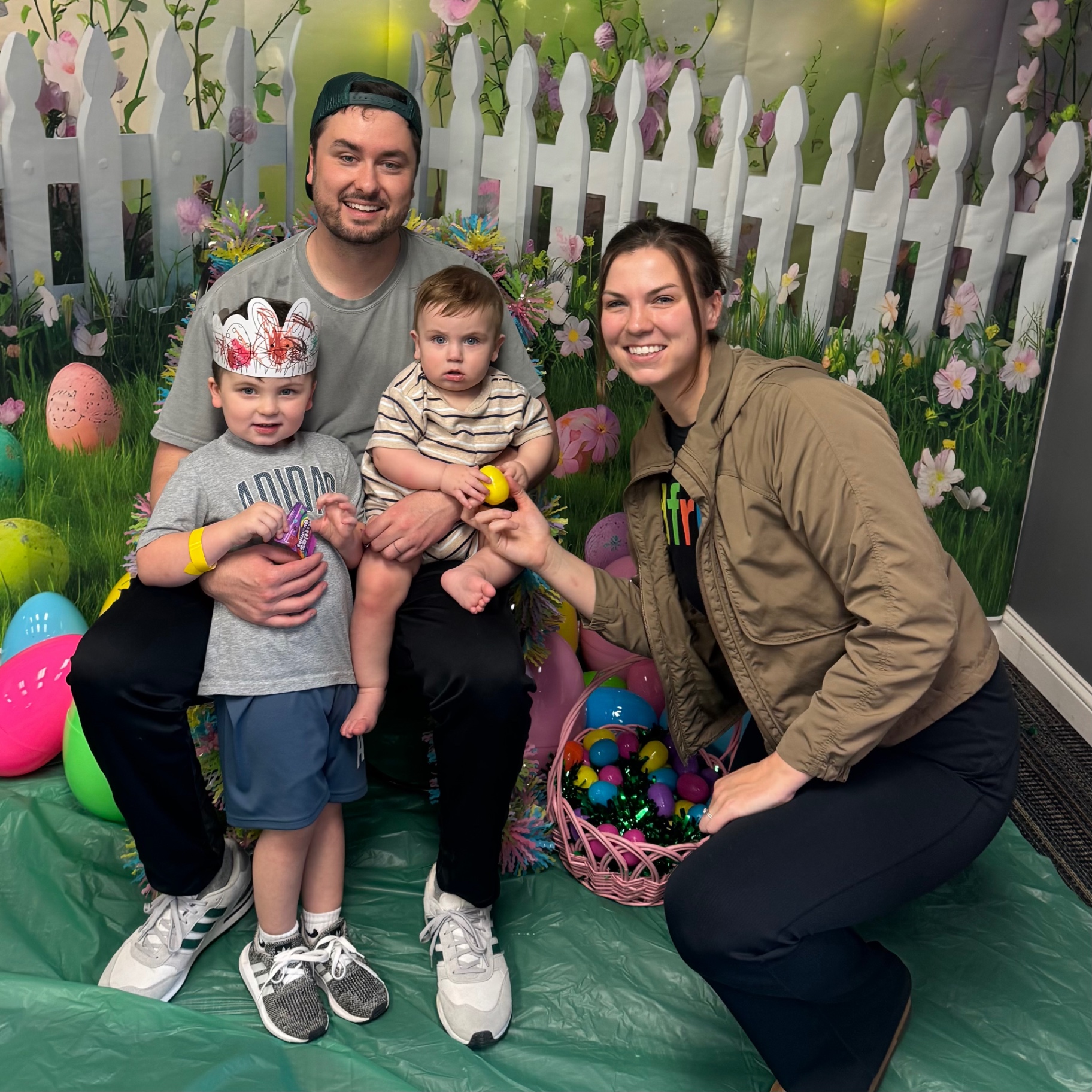 HAYDEN MILLS with family